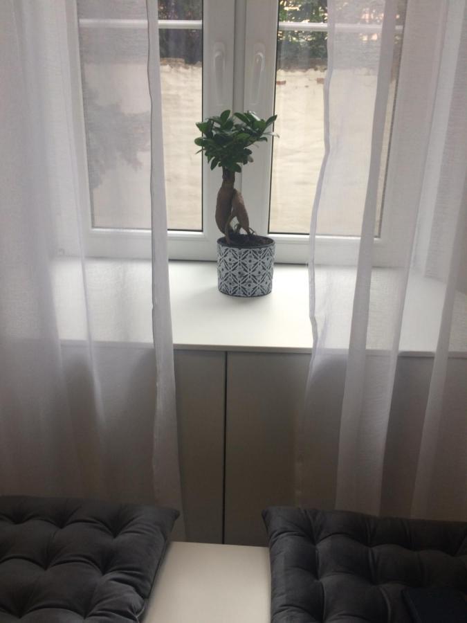 Appartamento Magnolia Apartman Sopron Esterno foto